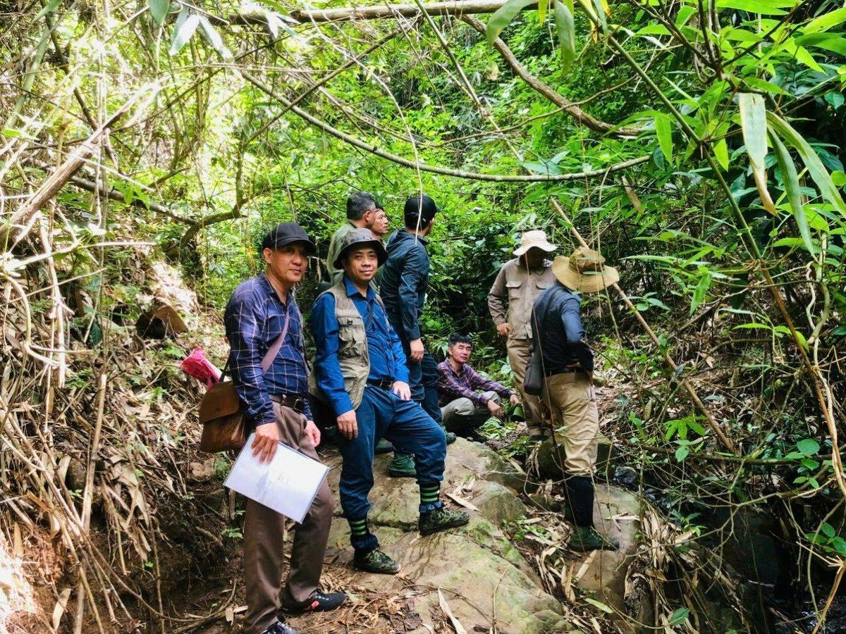 Khảo sát địa chất là bước quan trọng đầu tiên khi thi công đường cao tốc, đảm bảo nền đất vững chắc